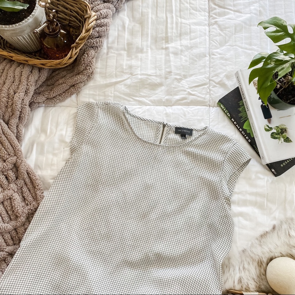The Limited business casual Tshirt